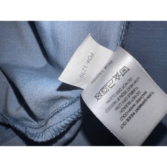 FIGS Technical Collection Scrub Top Womens Small Blue STYLE#: FW1000‎ PO#: 1299 - Picture 5 of 5